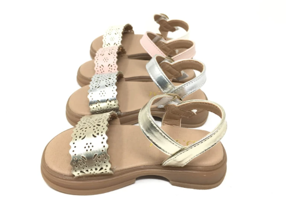 Sandalias Elegantes para Niña con Detalle Calado- memory foam tallas del 26 al 31